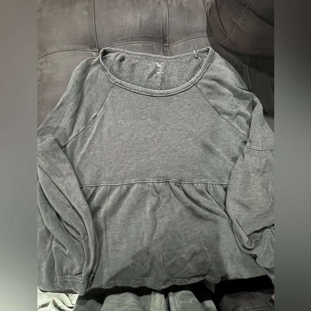 So size large sweatshirt.
